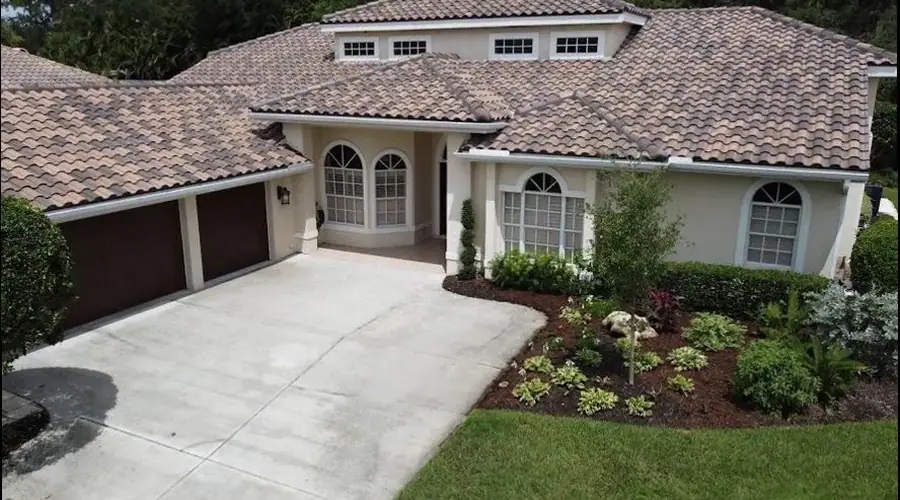Work by Wave Roof Service in West Hollywood, California