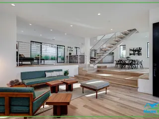 A job by House R Us