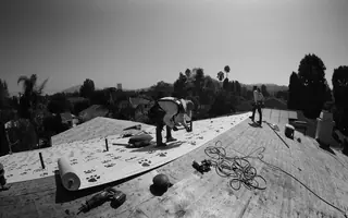 Swell Roofing Inc