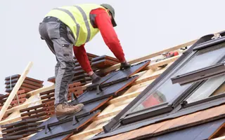 Universal Roofing Fixers