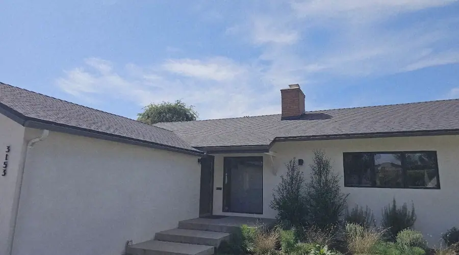 Work by Home Town Roofing Inc in Encino, California